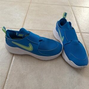 Nike Kids Blue and Green Sneakers